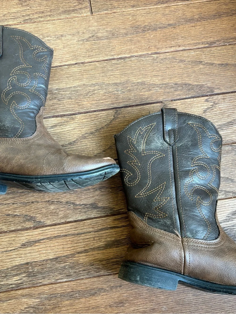 Kids Jared brown cowboy boots size 1